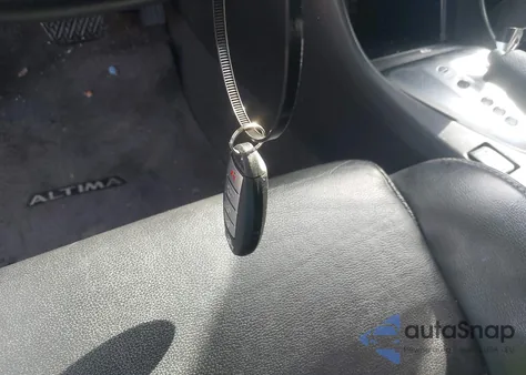 2011 Nissan Altima 2.5 S z USA, uszkodzony, nr VIN 1N4AL2EP2BC147506